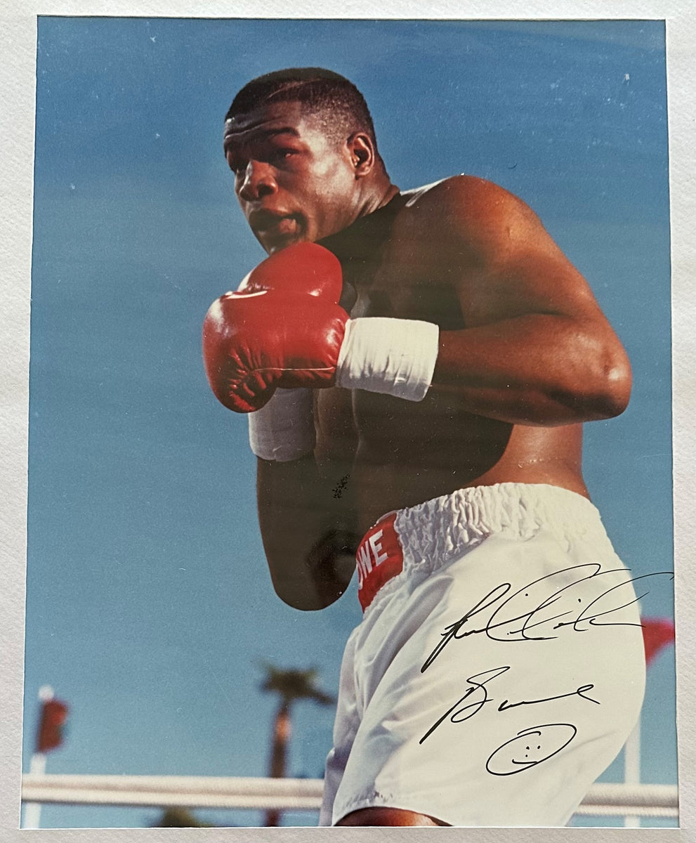 Floyd Mayweather Jr. Autographed Black Boxing Trunks JSA Stock