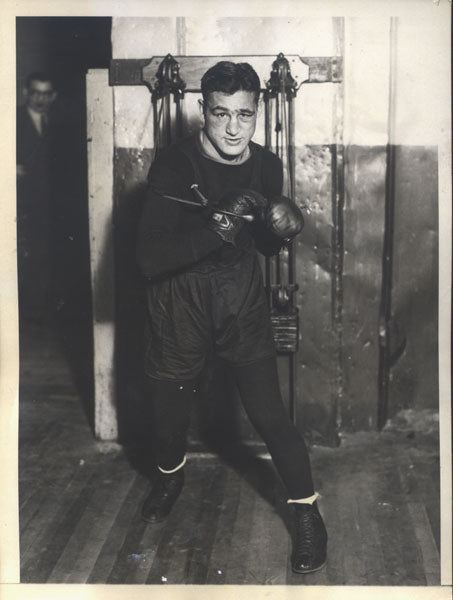 PETROLLE, BILLY ORIGINAL WIRE PHOTO (1930-TRAINING FOR BERG)