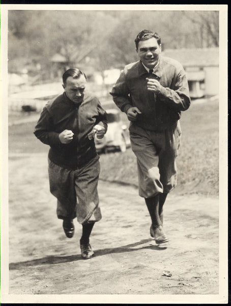 SCHMELING, MAX WIRE PHOTO (1932-TRAINING FOR SHARKEY)