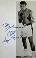 ALI, MUHAMMAD VINTAGE SIGNED 8" x 10" PHOTO (AS CHAMPION-JSA)