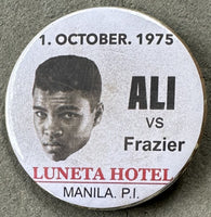 ALI, MUHAMMAD-JOE FRAZIER III SOUVENIR PINS (1975)