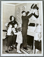 BRADDOCK, JIMMY & FAMILY ORIGINAL TYPE 1 WIRE PHOTO (1938-RETIRING FROM THE RING)