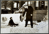 BRADDOCK, JIMMY & MAE BRADDOCK SIGNED PHOTO (PSA/DNA)