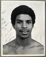DE LEON, CARLOS VINTAGE SIGNED PHOTO