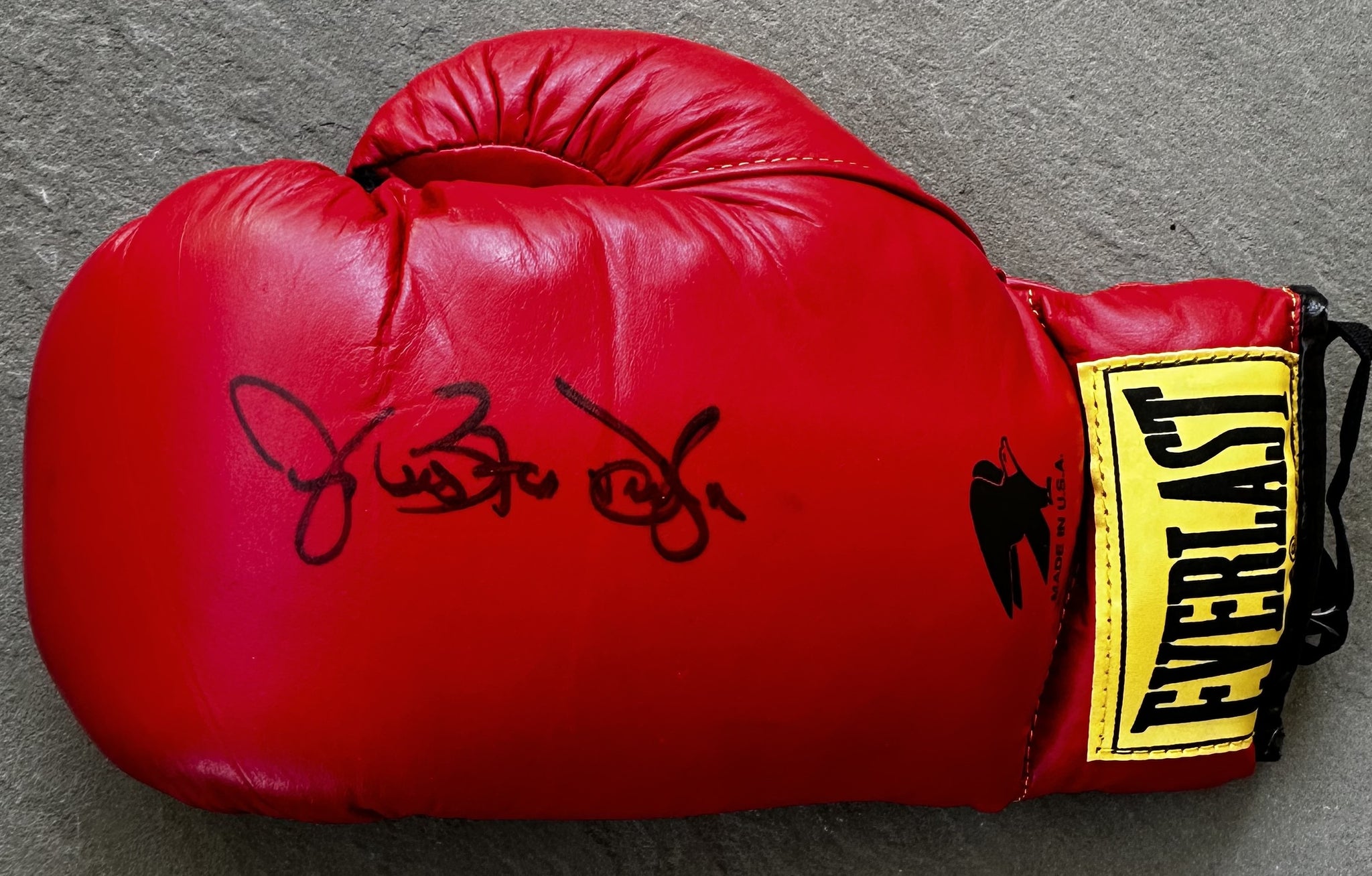 Autograph – Page 106 – JO Sports Inc.