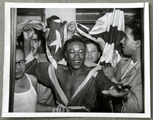 GAVILAN, KIDORIGINAL WIRE PHOTO (1953-BRATTON POST FIGHT)