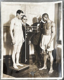 GREB, HARRY-TIGER FLOWERS ORIGINAL TYPE 1 PHOTO (1926-WEIGH-IN)