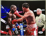 GUERRERO, ROBERY SIGNED PHOTO (PSA/DNA)