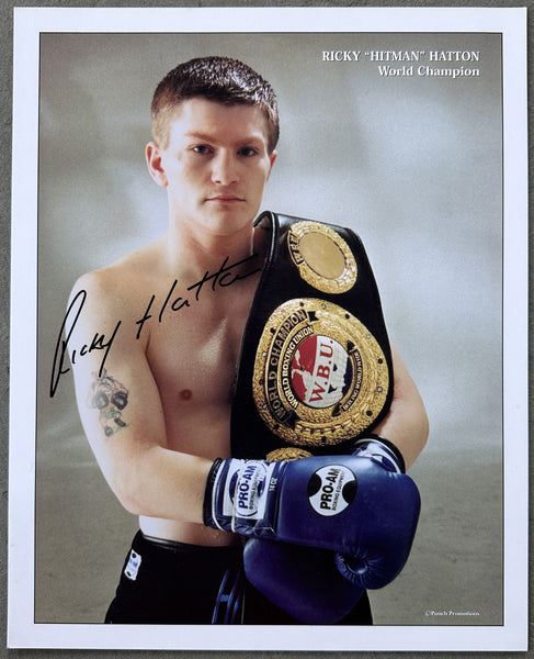 HATTON, RICKY SIGNED PHOTO – JO Sports Inc.
