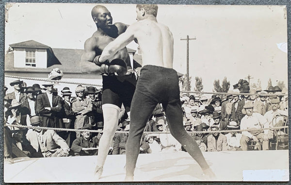 JOHNSON, JACK REAL PHOTO POSTCARD (1910-SPARRING WITH AL KAUFMAN)