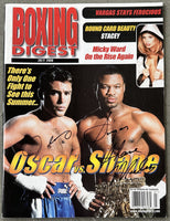 DE LA HOYA, OSCAR & SUGAR SHANE MOSLEY SIGNED BOXING DIGEST (2000-JSA)