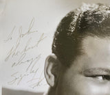 ROBINSON, SUGAR RAY SIGNED STUDIO PHOTOGRAPH (PSA/DNA)