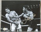 SPINKS, LEON SIGNED PHOTO (BECKETT)