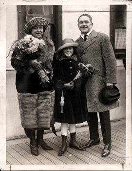 KILBANE, JOHNNY & FAMILY ANTIQUE PHOTO