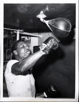 ROBINSON, SUGAR RAY WIRE PHOTO