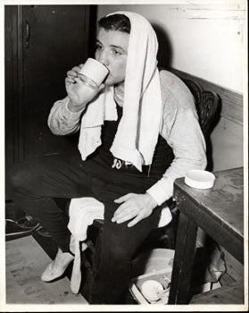 LAMOTTA, JAKE TRAINING WIRE PHOTO (1949-FOR CERDAN)