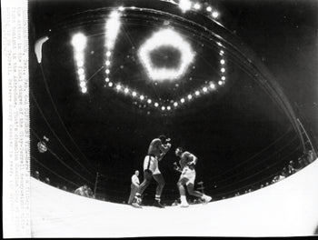 ALI, MUHAMMAD-ERNIE TERRELL WIRE PHOTO (1967)