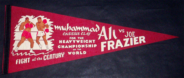 ALI, MUHAMMAD-JOE FRAZIER I SOUVENIR PENNANT (1971)