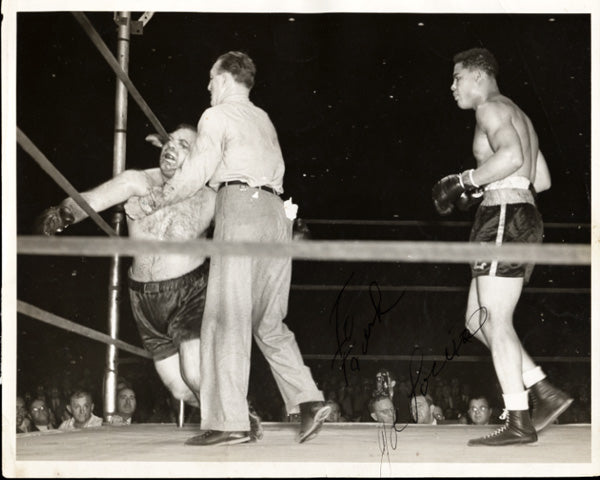 LOUIS, JOE SIGNED PHOTO (GALENTO FIGHT-1939)