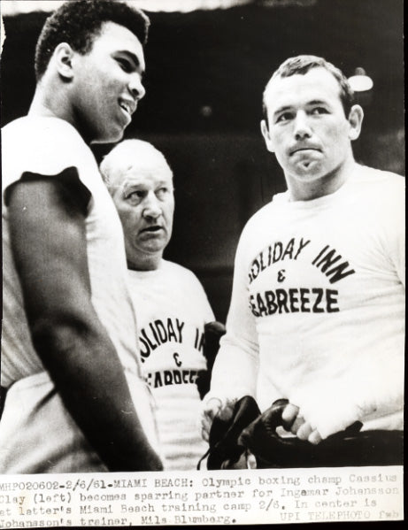 CLAY, CASSIUS-INGEMAR JOHANSSON WIRE PHOTO (1961)