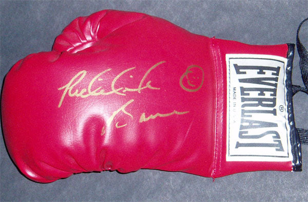 BOWE, RIDDICK SIGNED GLOVE