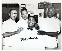 ALI, MUHAMMAD SIGNED PHOTO