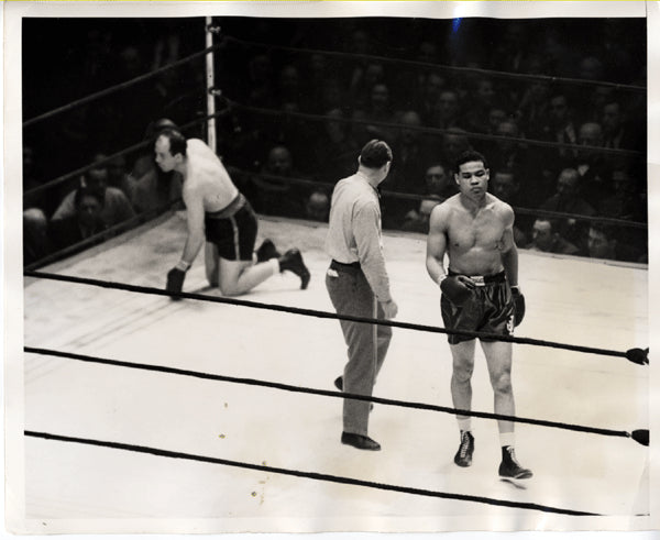 LOUIS, JOE-JOHNNY PAYCHECK WIRE PHOTO (1940)