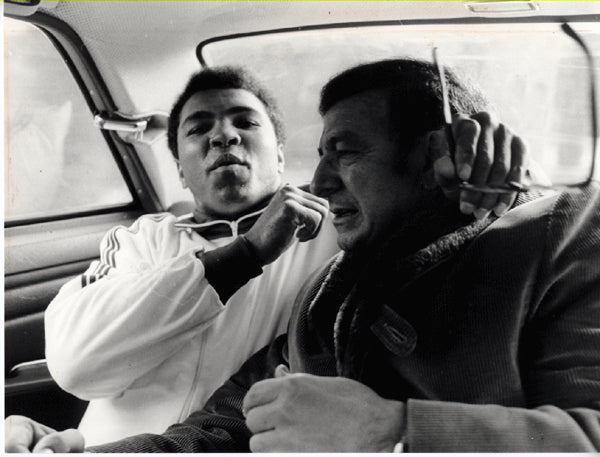 ALI, MUHAMMAD & ANGELO DUNDEE WIRE PHOTO (1971-BLIN FIGHT)