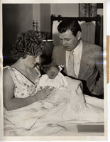 WALKER, MICKEY & FAMILY WIRE PHOTO (1932)