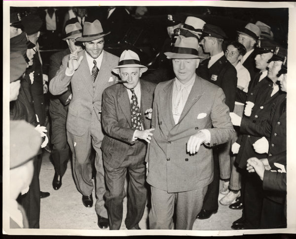 SCHMELING, MAX WIRE PHOTO (1936-BEFORE FIRST LOUIS FIGHT)