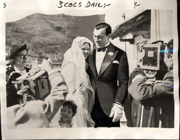 CARNERA, PRIMO WIRE PHOTO (1939-WITH HIS NEW BRIDE)