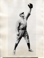 LATZO, PETE ANTIQUE WIRE PHOTO (1929-TRYING OUT FOR NEWARK BASEBALL TEAM)