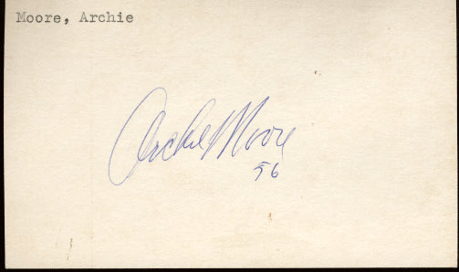 MOORE, ARCHIE SIGNED INDEX CARD (1976)