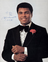 ALI, MUHAMMAD SIGNED PHOTO (THOMAS HAUSER LOA)