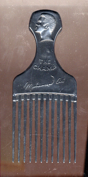 ALI, MUHAMMAD VINTAGE ENDORSED HAIR PICK