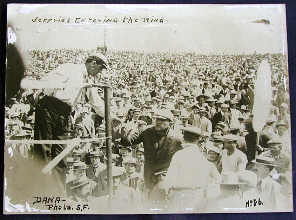 JOHNSON, JACK-JAMES JEFFRIES ORIGINAL LARGE FORMAT PHOTO (1910)