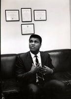ALI, MUHAMMAD LARGE FORMAT PHOTO BY HOWARD BINGHAM (1967-AFTER BEING INDICTED)