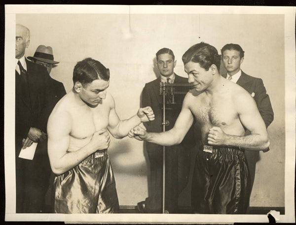 CANZONERI, TONY-TOMMY FARR WIRE PHOTO (1929-WEIGHING IN)