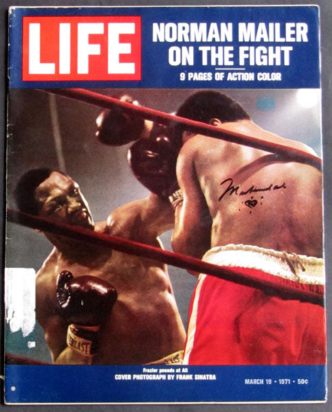 ALI, MUHAMMAD SIGNED LIFE MAGAZINE (1971-FRAZIER FIGHT)