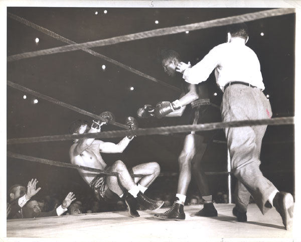 ROBINSON, SUGAR RAY-MAXIE SHAPIRO ORIGINAL WIRE PHOTO (1941)