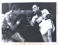 ROBINSON, SUGAR RAY-STEVE BELLOIS ORIGINAL WIRE PHOTO (1ST ROUND-1949)