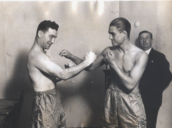 BRITTON, JACK-HILARIO MARTINEZ ORIGINAL WIRE PHOTO (SQUARING OFF-1927)