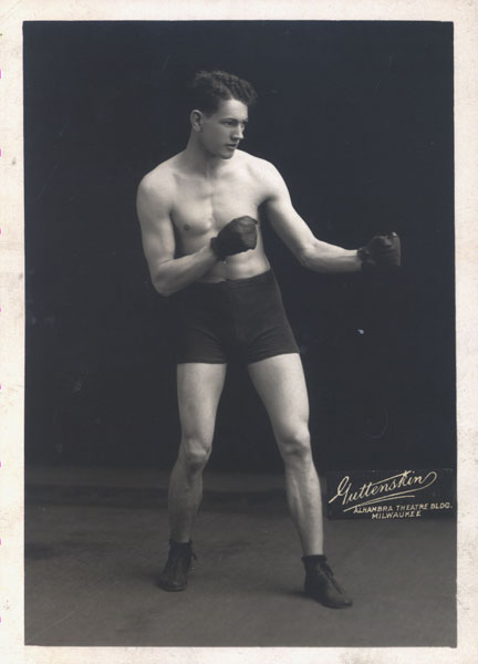 CLABBY, JIMMY ORIGINAL ANTIQUE PHOTOGRAPH (CIRCA 1911)