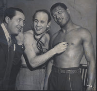 ROBINSON, SUGAR RAY-GEORGIE ABRAMS ORIGINAL WIRE PHOTO (1947-AT MEDICALS)