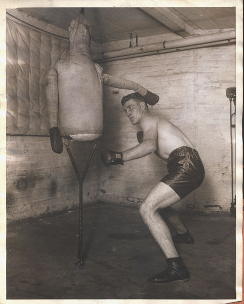 SHADE, DAVE ORIGINAL WIRE PHOTO (TRAINING FOR WALKER-1925)