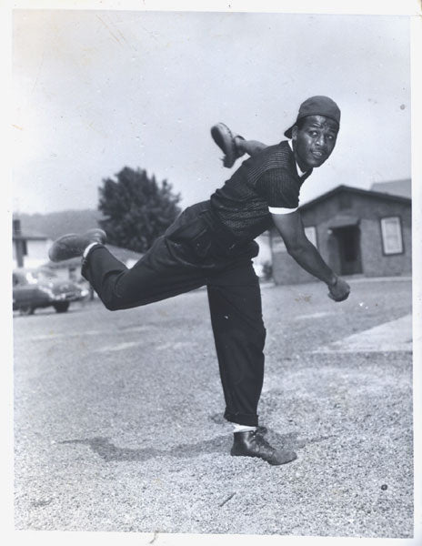ROBINSON, SUGAR RAY PLAYING BASEBALL ORIGINAL PHOTO (1940'S)