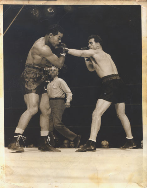 LOUIS, JOE-BILLY CONN II WIRE PHOTO (1946)