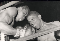 PARET, BENNY "KID"-DON JORDAN LARGE FORMAT WIRE PHOTO (1960)