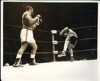 LISTON, SONNY-HENRY CLARK WIRE PHOTO (1968)