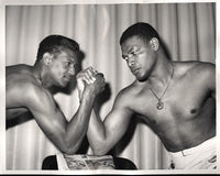 VALDES, NINO-ALONZO JOHNSON WIRE PHOTO (1959)